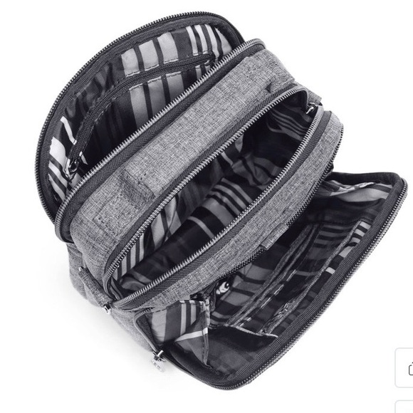 Lug Skeeter Convertible Crossbody - Picture 5 of 5